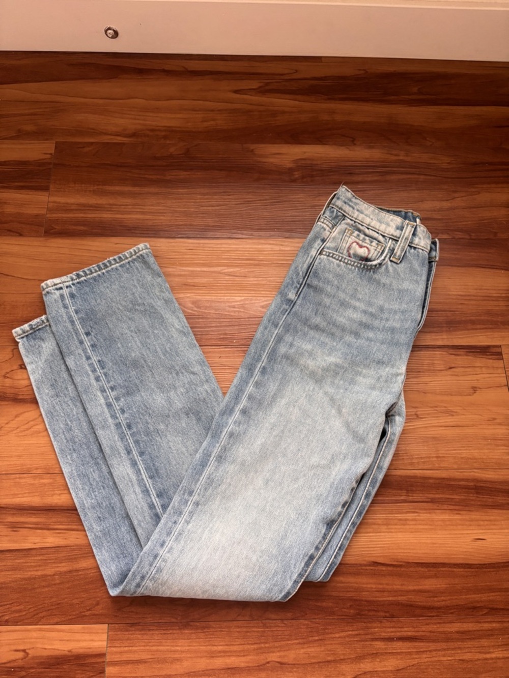7 For All Mankind Light Blue Straight Leg Jeans - Picture 4 of 9